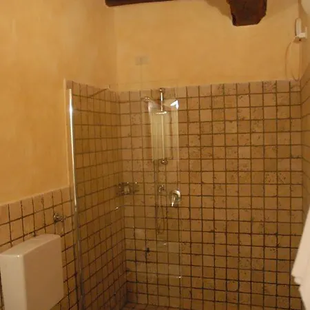 Country House La Casa Paterna Guest House Monte Santa Maria Tiberina Room photo